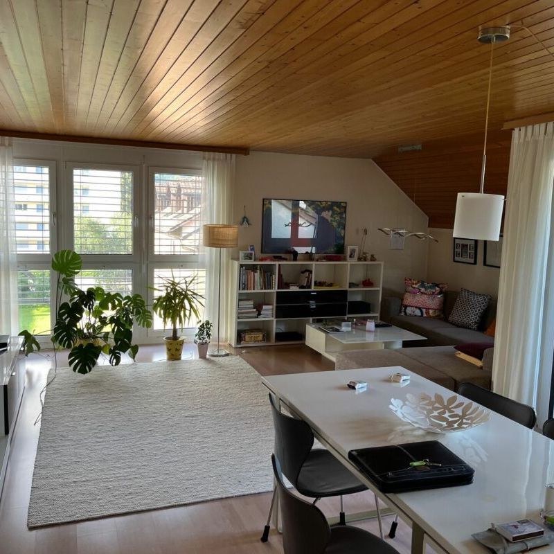 Hel­le, teil­sa­nier­te Fa­mi­li­en­woh­nung nä­he Au­to­bahn­an­schluss - Photo 1