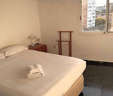 2 room luxury penthouse for rent in Valencia, Spain - Photo 2