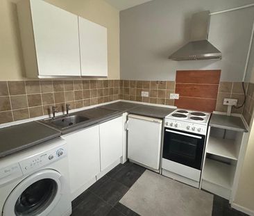 £625 PCM, Furnished First Floor Studio Flat in Snipe Street, Roath,... - Photo 3