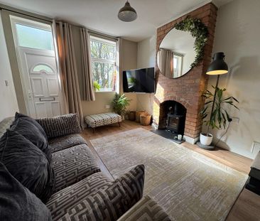 2 bedroom terraced house to rent - Photo 2