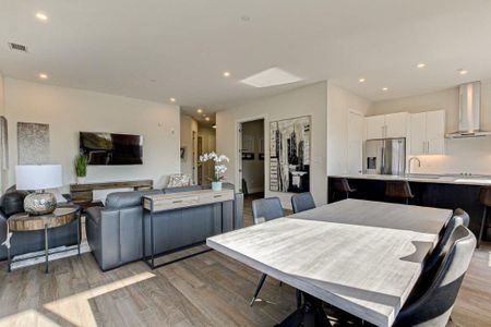 For Lease - 1696 FIDDLEHEAD Place Unit# 202, London North, Ontario - Photo 2