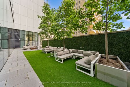 For Lease - 185 Roehampton Avenue Unit# 1604, Toronto, Ontario - Photo 3