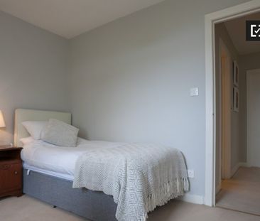 Comfortable room for rent in 3-bedroom apartment in Rathgar - Photo 3