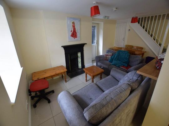 7 bedroom house to rent - Photo 1