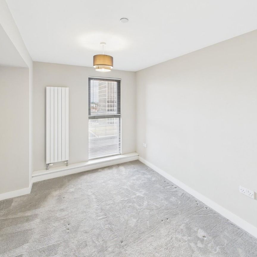 Beaumont Court, Victoria Avenue - Photo 1