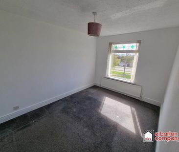 31 O'Neill Road, Croghfern, Newtownabbey, BT36 6BZ - Photo 4