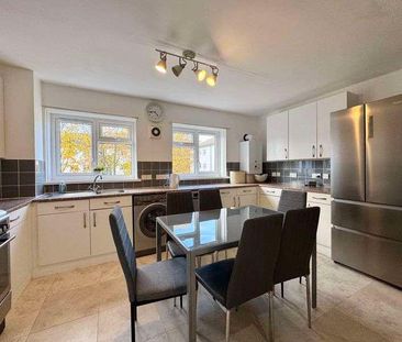 Winvale, Slough, SL1 - Photo 3