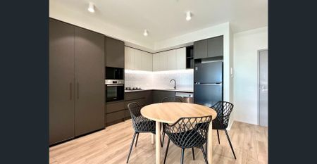 High-Quality Fully Furnished City Center Living - Photo 4