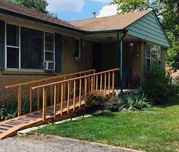 For Lease - 320 Ashbury Road, Oakville, Ontario - Photo 1