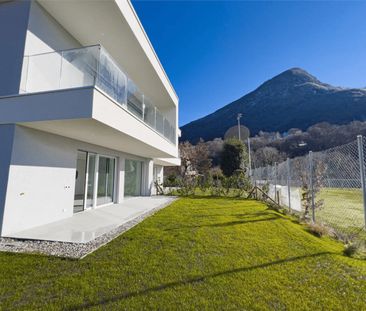 Élégante villa neuve avec jardin - Foto 1