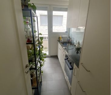 2½ Zimmer-Wohnung in Zürich - Kreis 4, möbliert - Photo 4