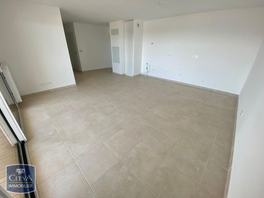 Location Appartement 3 pièces 65m² HYERES 83400 - Photo 1