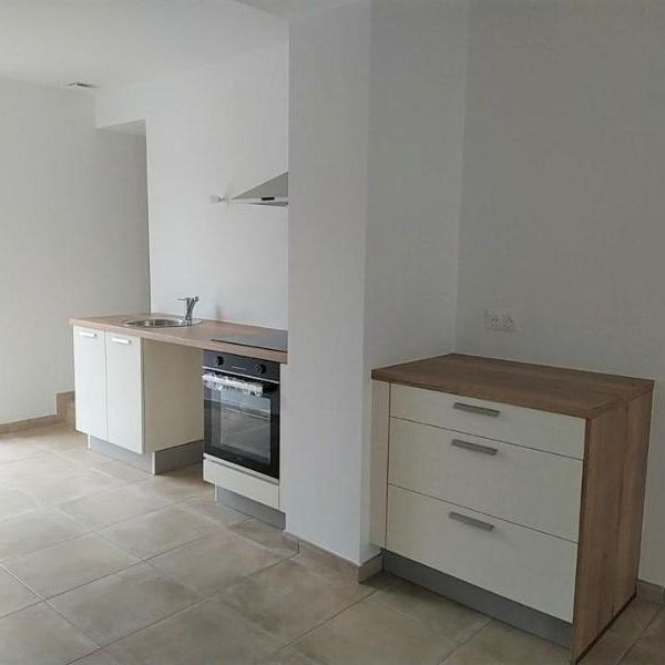 MAISON DE PLAIN PIED ENTIEREMENT RENOVEE - Photo 1