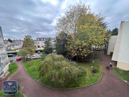 Location Appartement 4 pièces 100m² BLOIS 41000 - Photo 5