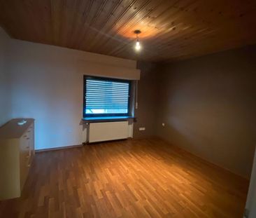 2-Zimmer-Erdgeschosswohnung mit Garten und zukünftigem Stellplatz - Photo 1