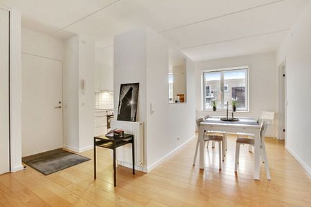 I denne skønne 3-værelses lejlighed får du: - Foto 5