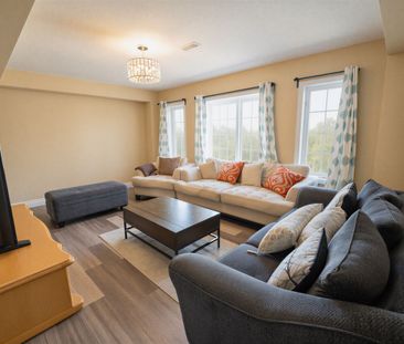 For Lease - 628A Woodlawn Road, Guelph, Ontario - Photo 5