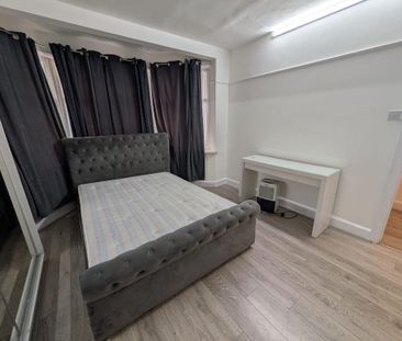 2 bedroom ground floor maisonette to rent - Photo 4