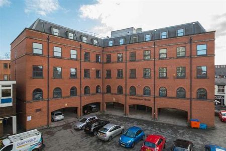 Huntington House, Princess Street, Bolton, BL1 - Photo 2