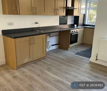 2 bedroom semi-detached house to rent - Photo 2