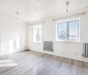 Slough, Berkshire, SL1 - Photo 4