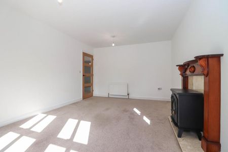 2 bedroom bungalow to rent - Photo 3