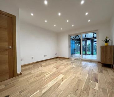 2 bedroom semi-detached house to rent - Photo 4