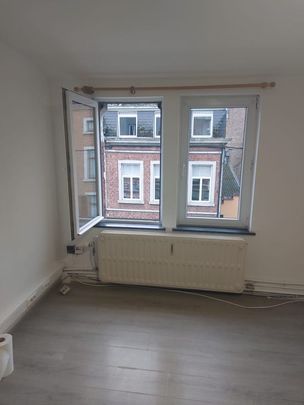 Appartement te huur - Photo 1