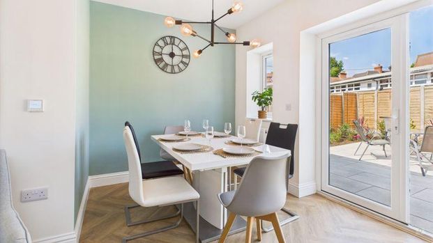 1 bedroom property to rent - Photo 1