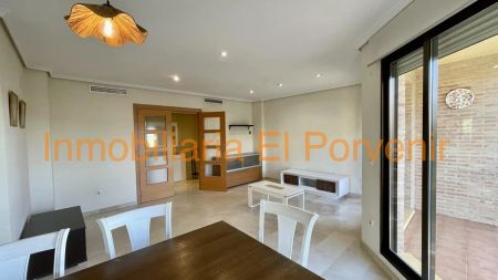 Piso de alquiler en Zona Avenida al Vedat - Photo 3