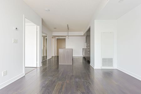 For Lease - 88 Harbour Street Unit# 4109, Toronto, Ontario - Photo 2