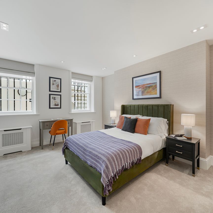 A beautiful apartment in one of London’s most coveted addresses - Photo 1