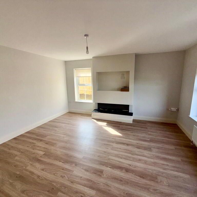 30 Roxborough Manor, Moy, Dungannon, BT71 7FQ - Photo 1