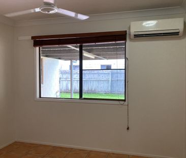 27 Canterbury Road, Kirwan - Photo 3