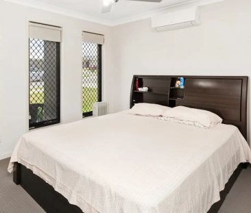 “Charming Family Home in South Ripley” - Photo 4