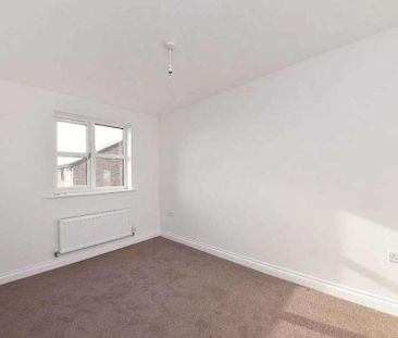 Heath Lodge Close, Knutsford, WA16 - Photo 2