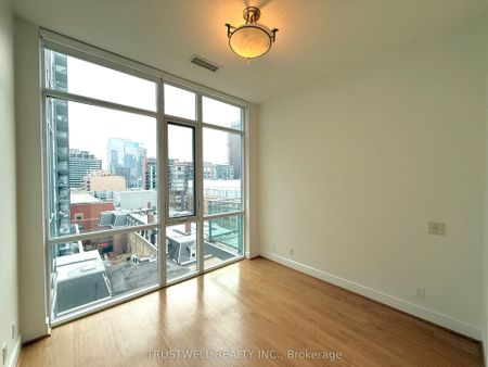 Vu Condos and Lofts , #S812 - Photo 3
