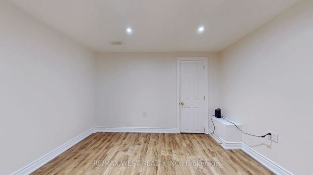 Detached Home For Lease | C8133298 - Photo 1