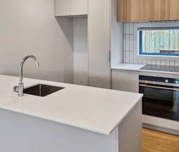 Naenae Living - Photo 1