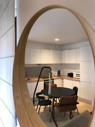 Gerenoveerde en gemeubelde woning op woonerf nabij Vrijdagsmarkt! JAARCONTRACT - Foto 1