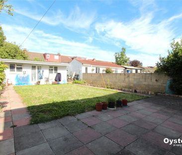 1 bedroom in a house share to rent - Photo 6