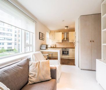 Studio to rent - Photo 2