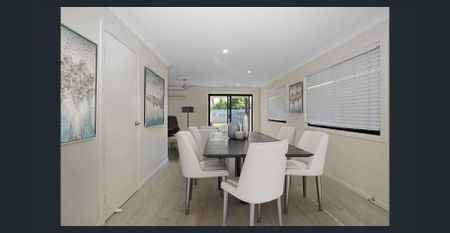 MODERN 2 BEDROOM UNIT IN A QUIET NEIGHBOURHOOD! - Photo 2