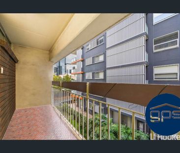 Charming 1-bedroom unit - Photo 5