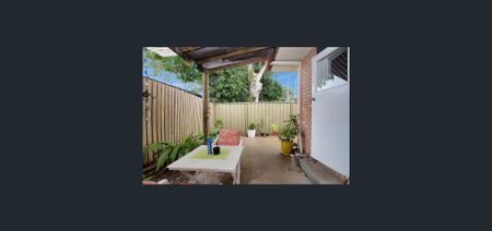 Spacious 2-Bedroom Unit in Slade Point - Photo 2