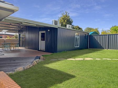 26 Arblaster Street, California Gully - Photo 2