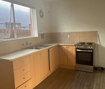 Ground Floor Unit - Photo 1