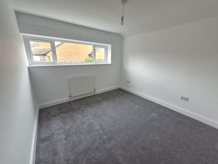 3 bedroom detached house to rent - Photo 5