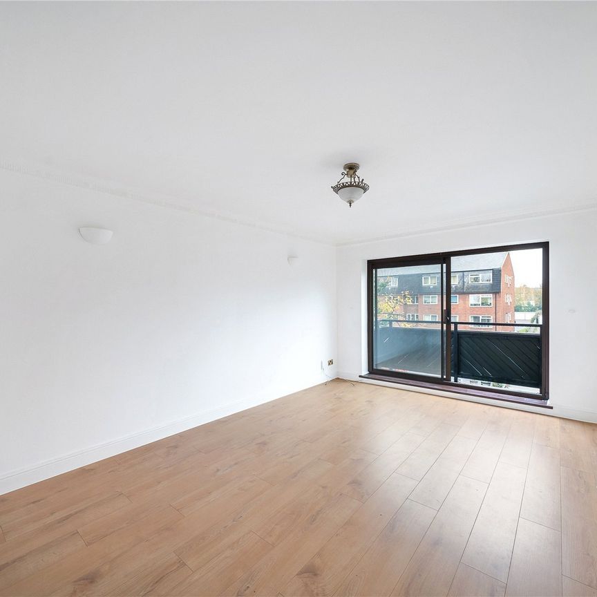Albemarle Road, Beckenham, BR3 flat to rent - Photo 1