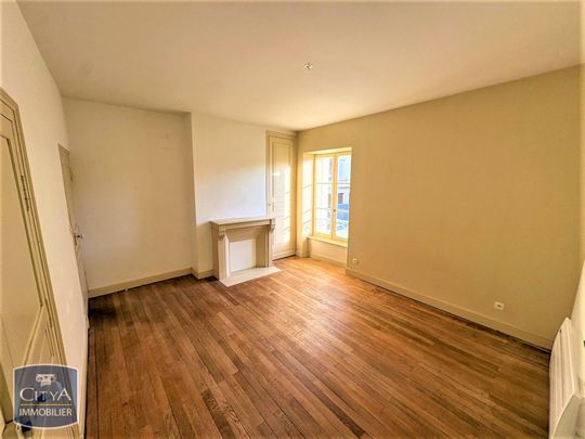 Location Appartement 4 pièces 104m² CHINON 37500 - Photo 1